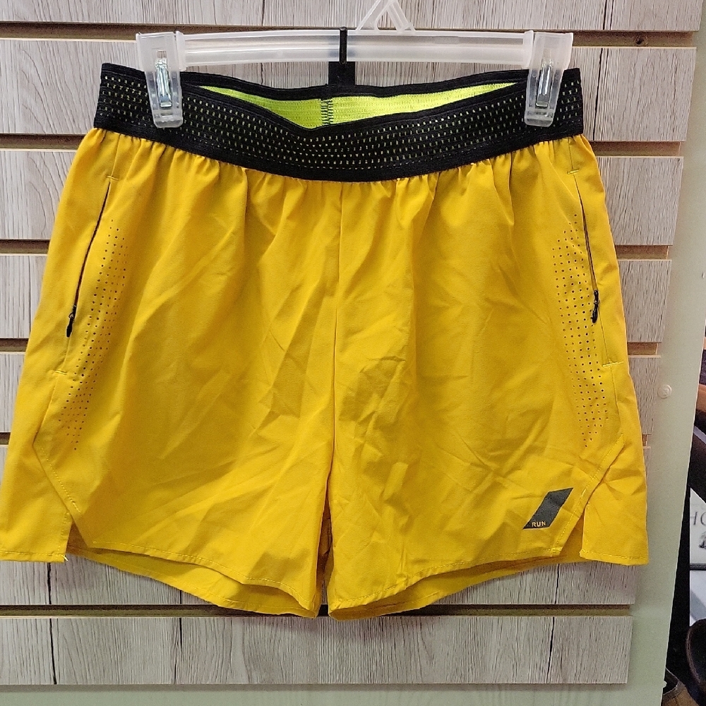 Vibrant Yellow Athletic Shorts with Modern Cut and Performance Fabric